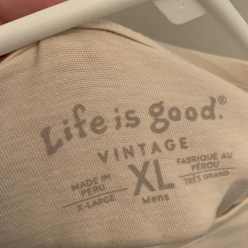 Life is Good long sleeve T-shirt, beige, men’s extra large Rocket Dog,tree.truck - Picture 6 of 6